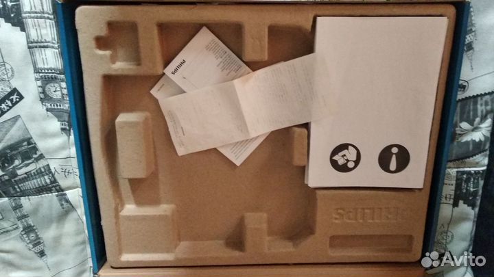 Робот пылесос philips FC8792