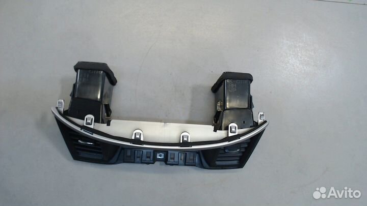 Дефлектор обдува салона Nissan Pathfinder, 2013