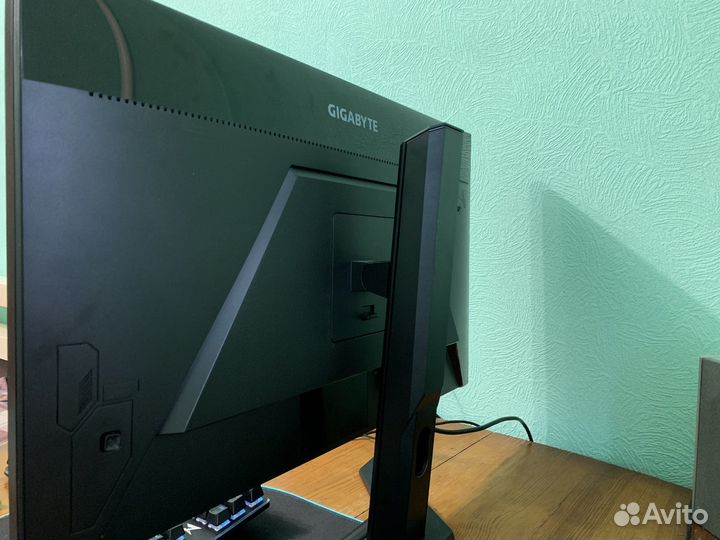 Игровой монитор gigabyte 165hz 27' ips