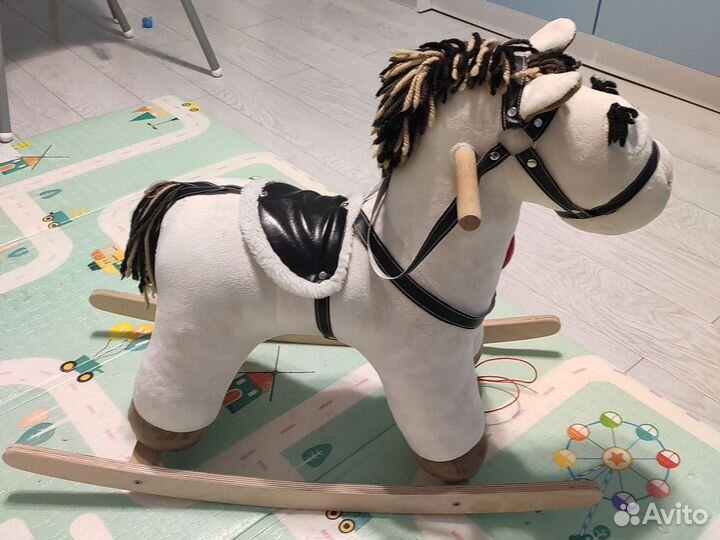 Детская качалка лошадь