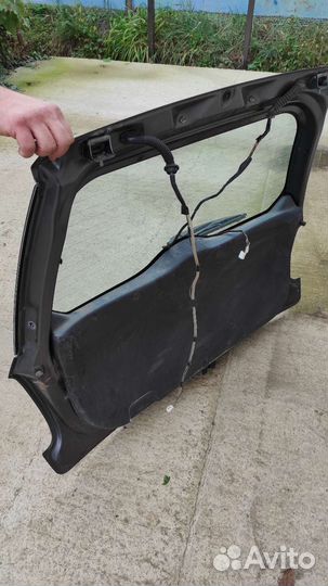 Крышка багажника Suzuki sx4