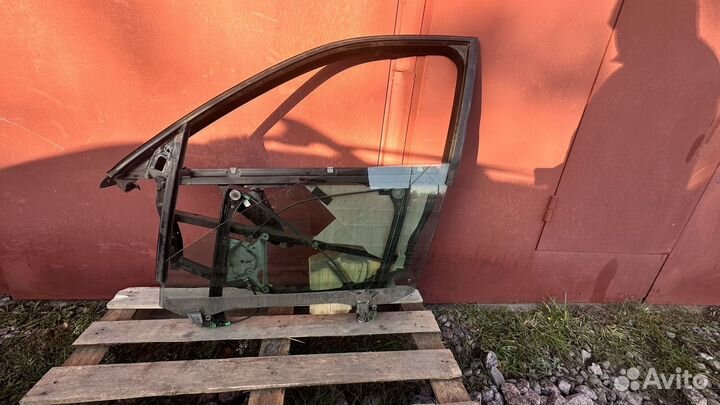 Стеклоподъемник передний правый Audi A4 B5