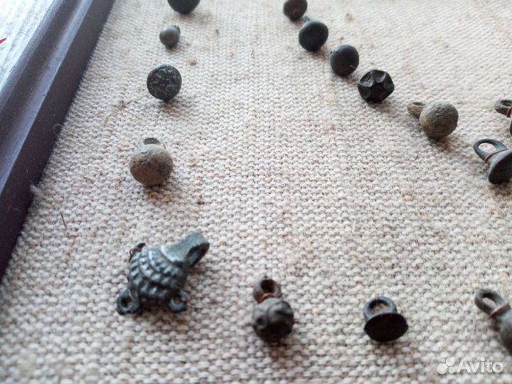 Пано картина из пуговиц гирек