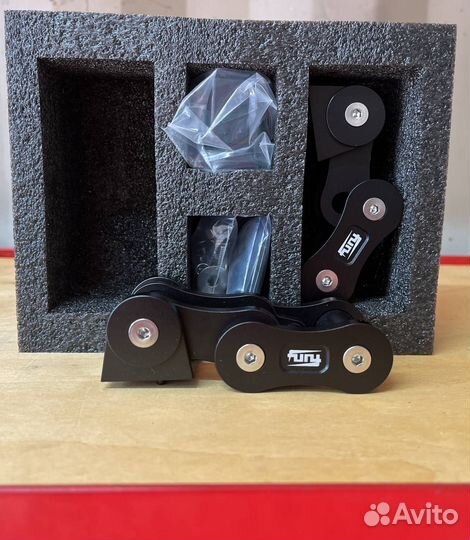 Замки капота (черный) Jeep Wrangler JL