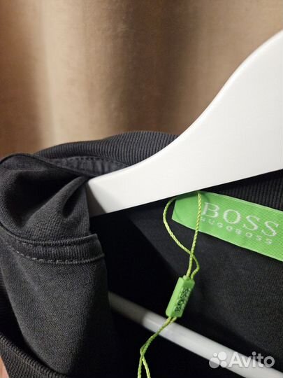 Футболка hugo boss оригинал L