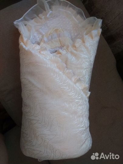 Комплект для выписки из роддома зимний для девочки