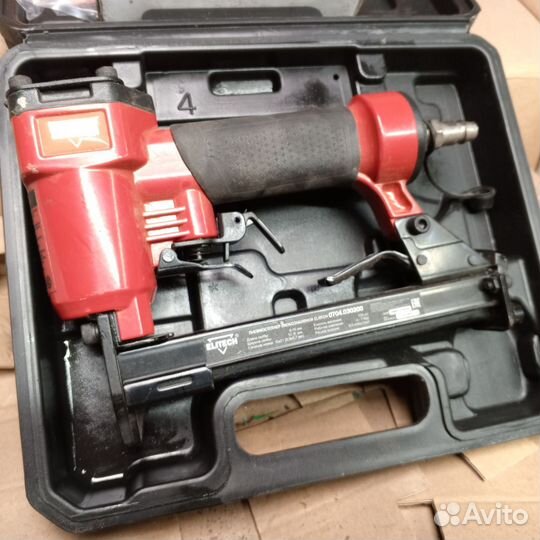 Пневмо степлер