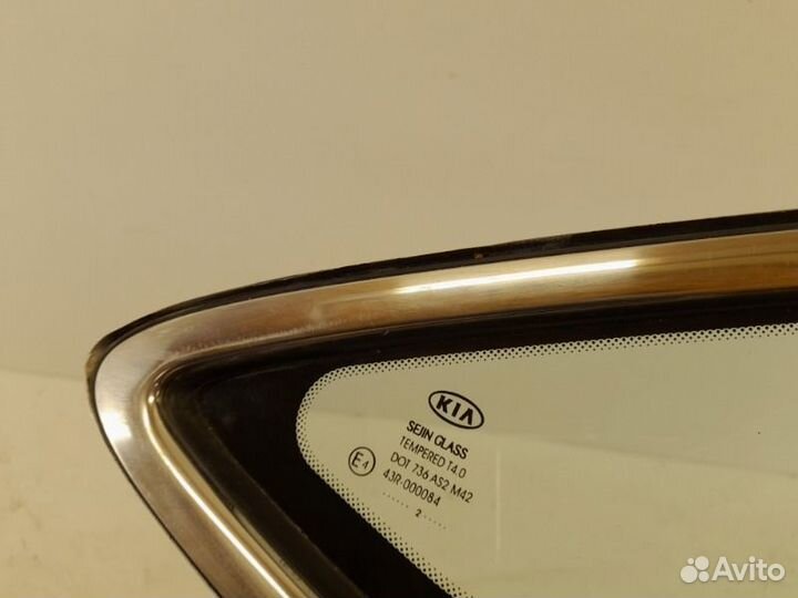 Стекло двери переднее левое Kia Ceed 2 2012-2018