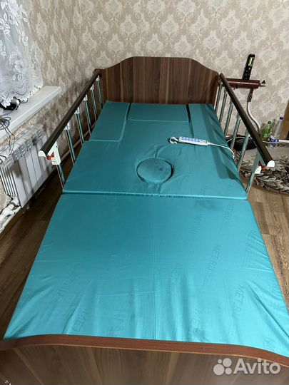 Медицинская кровать для лежачих больных MET revel