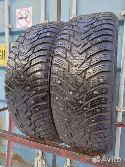 Nokian Tyres Hakkapeliitta 8 SUV 235/60 R18 107T
