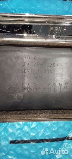 Молдинг двери Лексус Rx 270,Rx 350 передний правый