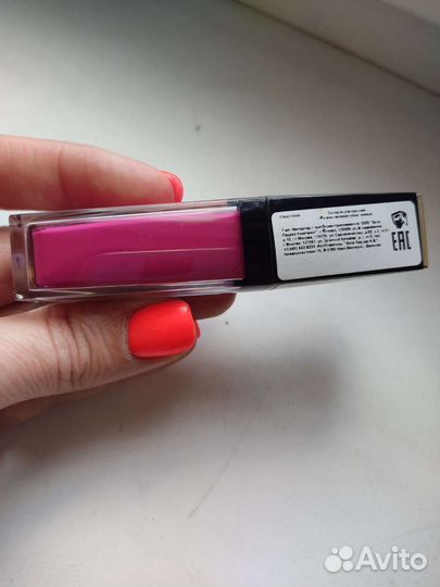 Матовая помада estee lauder
