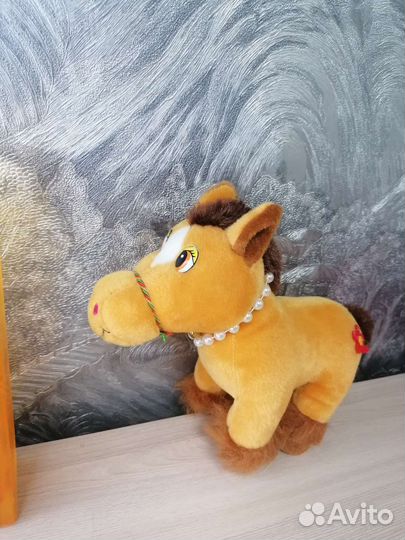 Игрушечная Лошадь