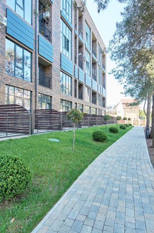 1-к. квартира, 37 м², 1/4 эт.