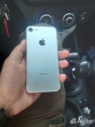 iPhone 7, 32 ГБ