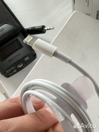Провод зарядки айфон