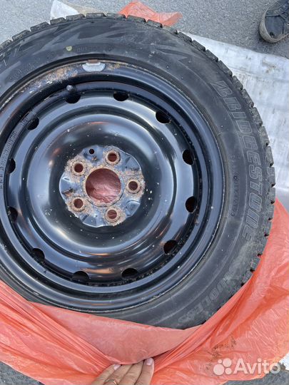 Bridgestone Blizzak Revo GZ 205/55 R16