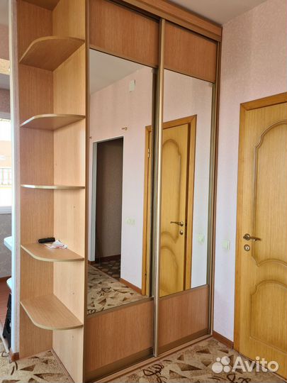 Шкаф купе с зеркалом бу