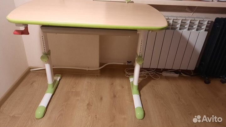 Растущая парта La Tacho