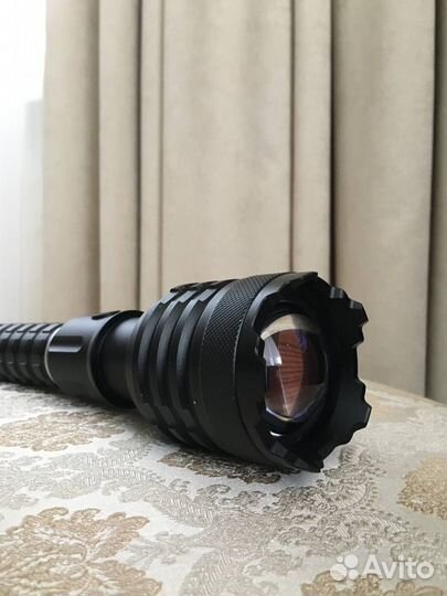 Сверхмощный светодиодный фонарь
