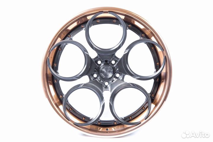 Кованые диски R23 5x130 для Lamborghini Urus