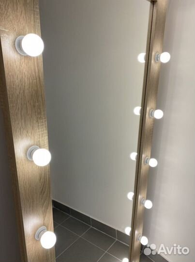 Гримерное зеркало