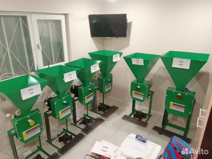 Зернодробилки и Сеноизмельчитель wer172