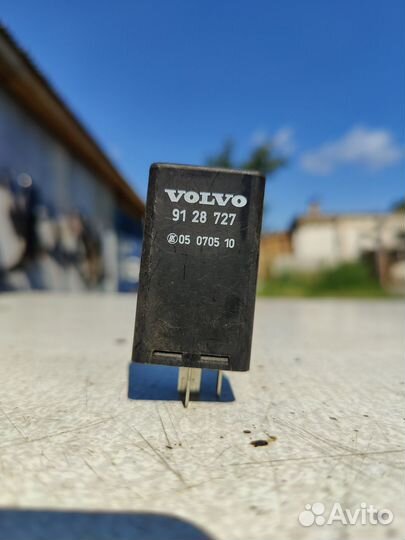 Реле стеклоподъемника volvo 960