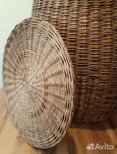 Корзина плетеная