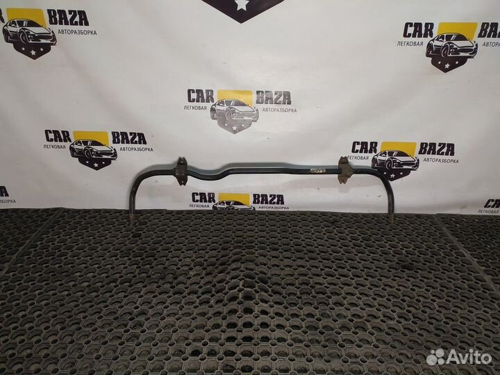 Стабилизатор передний