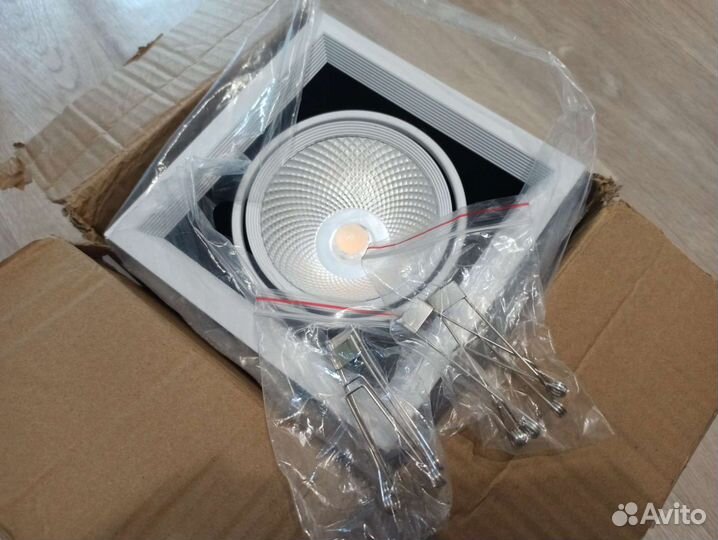 Светильник светодиодный встраиваемый карданный