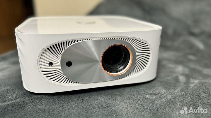 Проектор Lenovo SMART Projector