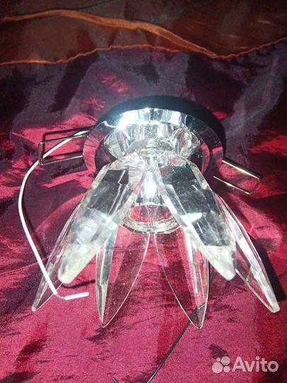 Светильники точечные встраиваемые