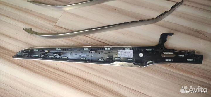 Декоративная накладка, справа GLC алюминий