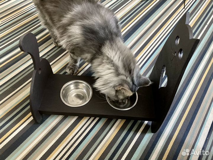 Кормушка для кота