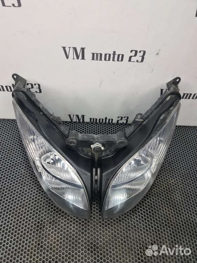 Фара t-max 2008-2011