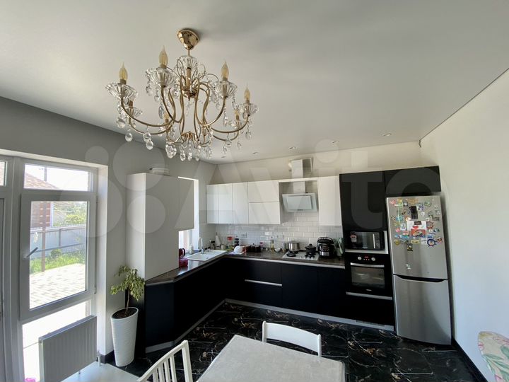 Дом 100,9 м² на участке 5,4 сот.