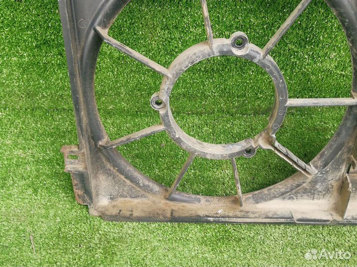 Диффузор Volkswagen passat B6