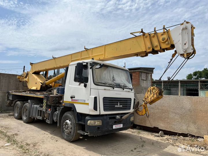 МАЗ 279560 с КМУ, 2014