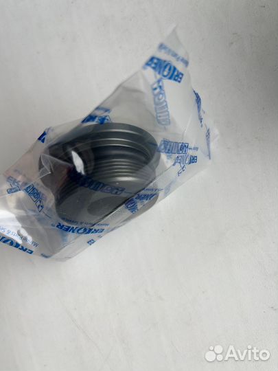 Гайка штока гидроподъема Suzuki