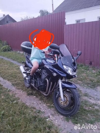 Suzuki bandit 1200s