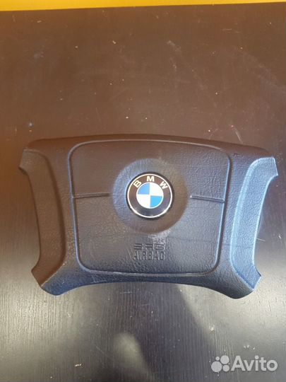 Подушка безопасности водителя Bmw 5-Series