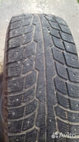 Michelin X-Ice North 215/60 R17 96V