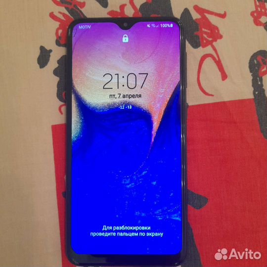 Samsung Galaxy A10, 2/32 ГБ