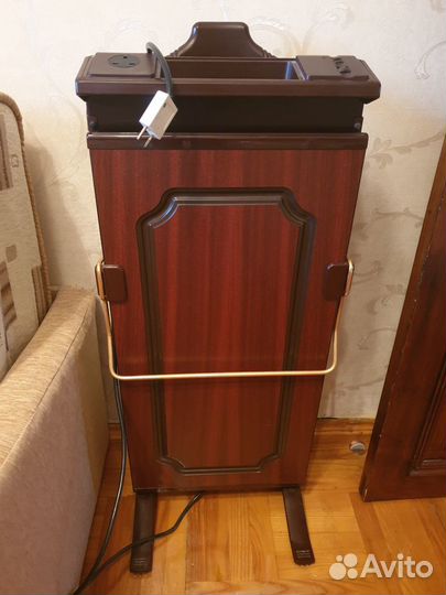 Пресс-вешалка для брюк