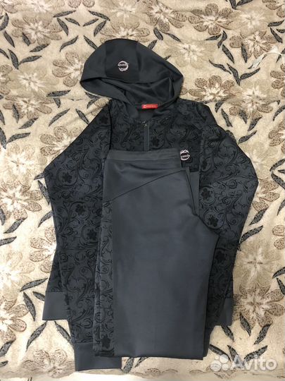 Спортивный костюм женский