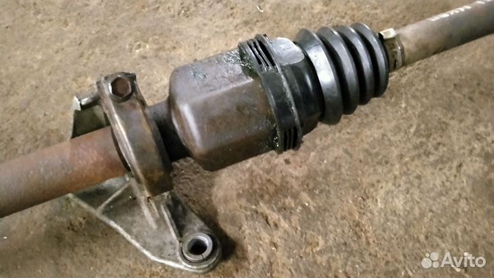 Полуось передняя правая Renault Megane 2