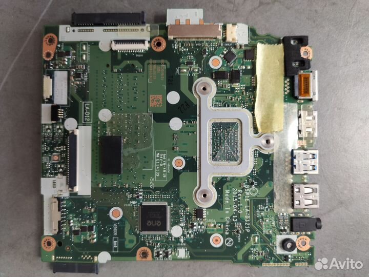 Acer aspire ES1-520 (B5W1E LA-D121P REV:1.0)