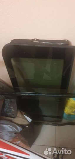 Заднее стекло люка BMW X5 E70