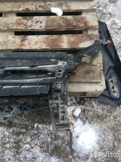 Телевизор Volkswagen Polo Sedan